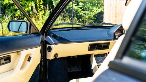 1993 Ferrari Mondial T In vendita (immagine 39 di 195)