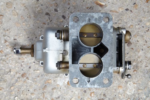 Ferrari 250 Weber 36DCS Carburetors X3 zum Verkauf (Bild 10 von 15)