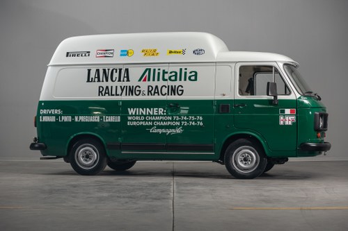 1982 Fiat 238 (Assistenza Rally Alitalia) till salu (bild 1 av 85)