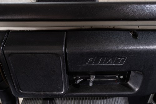 1982 Fiat 238 (Assistenza Rally Alitalia) till salu (bild 25 av 85)