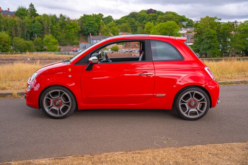 2009 Fiat 500 Ferrari Dealer Edition For Sale (picture 10 of 131)