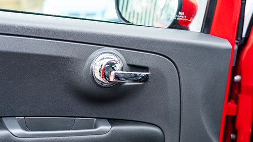 2008 Fiat 500 ‘Ferrari Dealer’ Edition En venta (imagen 19 de 75)