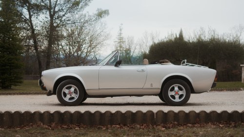 1982 Fiat 124 Spider à vendre (picture 2 of 132)
