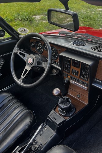 1986 Fiat Pininfarina 124 Spyder Europa zum Verkauf (Bild 23 von 45)