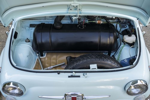 1972 Fiat 500 Jolly Evocation Owned by Lando Norris In vendita (immagine 36 di 115)