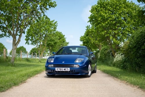 NO RESERVE - 2000 Fiat Coupé 20v Turbo Plus à vendre (picture 1 of 201)