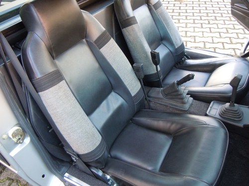 1982 Fiat X 1/9 Five-Speed Te koop (foto 19 van 66)