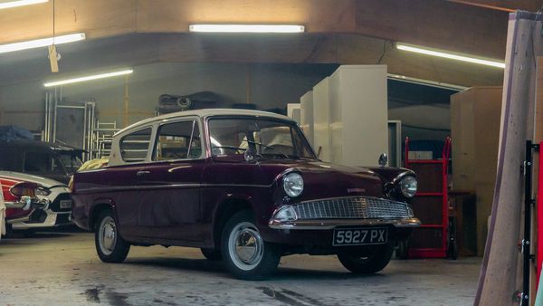 1960 Ford Anglia 105E Deluxe For Sale (picture :index of 2)