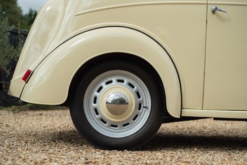 1952 Ford Anglia till salu (bild 25 av 133)
