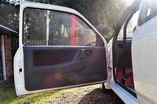 1986 Ford Sierra RS Cosworth For Sale (picture 18 of 94)