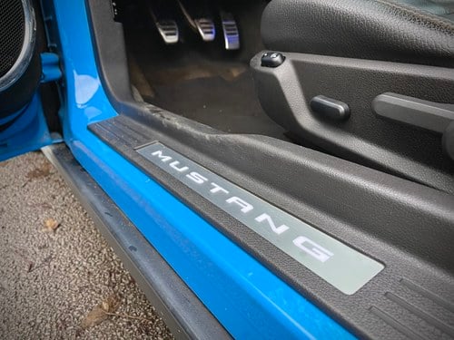 2010 Ford Mustang GT 5-litre V8 LHD zum Verkauf (Bild 40 von 144)