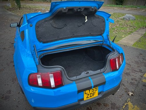 2010 Ford Mustang GT 5-litre V8 LHD zum Verkauf (Bild 83 von 144)