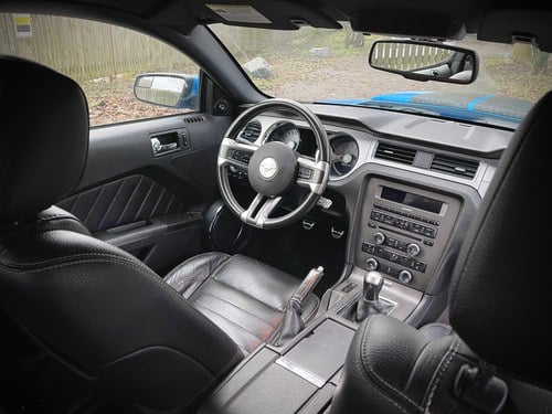 2010 Ford Mustang GT 5-litre V8 LHD zum Verkauf (Bild 68 von 144)