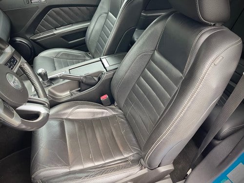 2010 Ford Mustang GT 5-litre V8 LHD zum Verkauf (Bild 74 von 144)