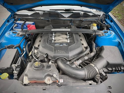 2010 Ford Mustang GT 5-litre V8 LHD zum Verkauf (Bild 122 von 144)