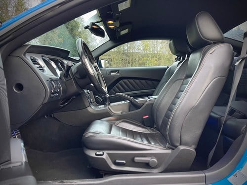 2010 Ford Mustang GT 5-litre V8 LHD zum Verkauf (Bild 59 von 144)