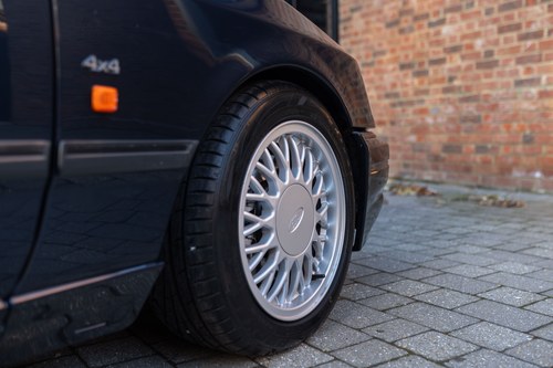 1992 Ford Sierra Sapphire RS Cosworth 4x4 In vendita (immagine 178 di 251)