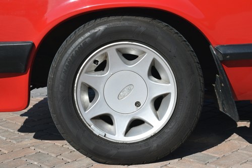 1987 Ford Capri 2.8i Special Te koop (foto 17 van 158)