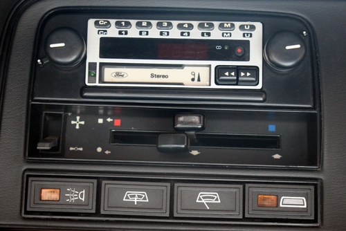 1987 Ford Capri 2.8i Special Te koop (foto 35 van 158)