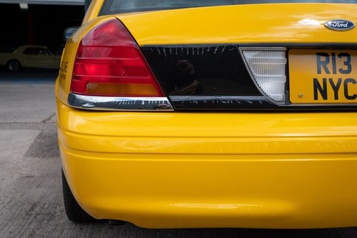 2003 Ford Crown Victoria New York Taxi For Sale (picture 75 of 119)