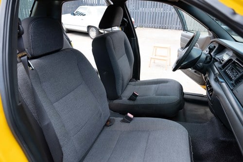 2003 Ford Crown Victoria New York Taxi For Sale (picture 40 of 119)