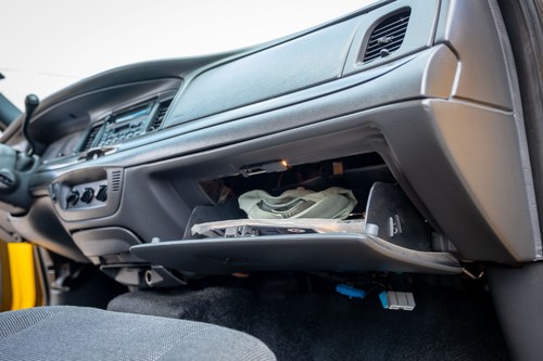 2003 Ford Crown Victoria New York Taxi For Sale (picture 37 of 119)