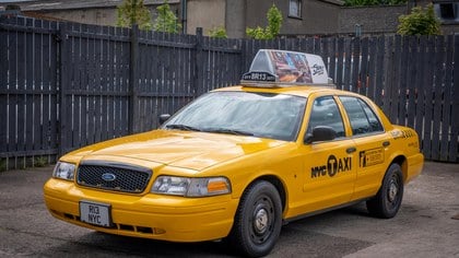 2003 Ford Crown Victoria New York Taxi