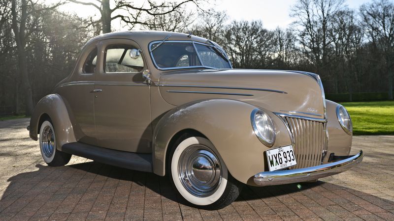 1939 Ford Deluxe Coupe (LHD) For Sale (picture 1 of 59)