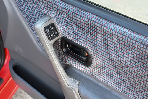 1989 Ford Escort XR3i zum Verkauf (Bild 24 von 130)