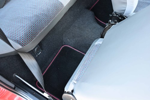 1989 Ford Escort XR3i zum Verkauf (Bild 33 von 130)