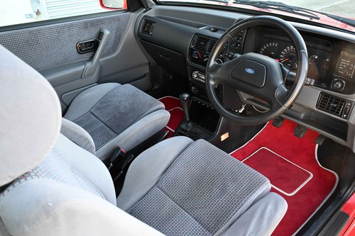 1989 Ford Escort XR3i zum Verkauf (Bild 23 von 130)