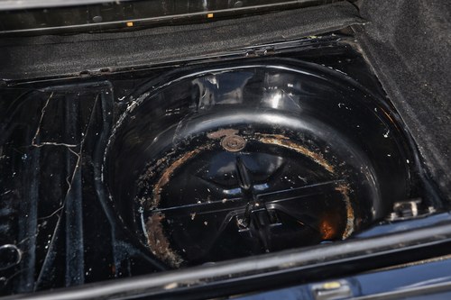 NO RESERVE - 1984 Ford Escort XR3i 1.6i Cabriolet Mk III In vendita (immagine 61 di 73)