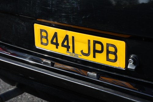 NO RESERVE - 1984 Ford Escort XR3i 1.6i Cabriolet Mk III In vendita (immagine 48 di 73)