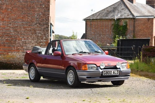 1990 Ford Escort XR3i Cabriolet In vendita (immagine 3 di 158)