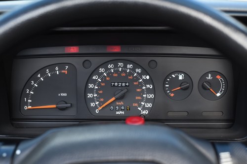 1990 Ford Escort XR3i Cabriolet In vendita (immagine 40 di 158)