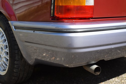 1990 Ford Escort XR3i Cabriolet In vendita (immagine 114 di 158)