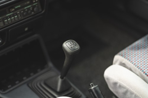 1990 Ford Escort XR3i à vendre (picture 24 of 72)