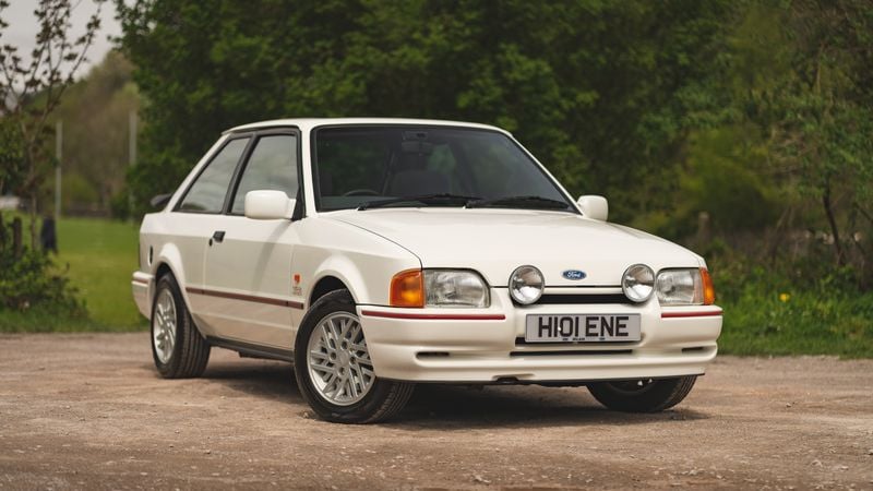 1990 Ford Escort XR3i For Sale (picture 1 of 73)