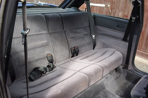 1993 Ford Escort XR3i till salu (bild 43 av 103)