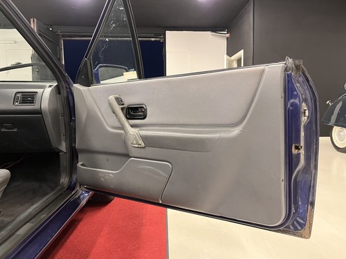 1990 Ford Escort 1.6i Cabriolet Special Edition For Sale (picture 59 of 131)