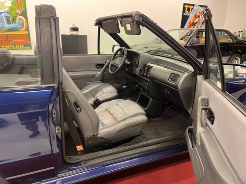 1990 Ford Escort 1.6i Cabriolet Special Edition For Sale (picture 58 of 131)