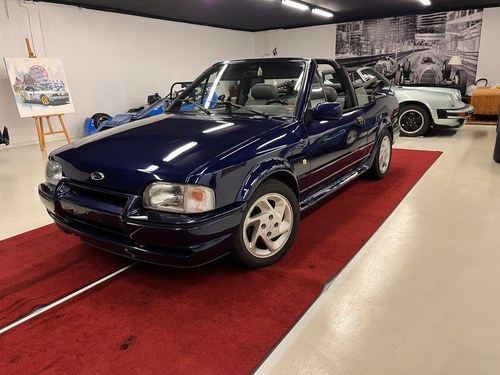 1990 Ford Escort 1.6i Cabriolet Special Edition For Sale (picture 11 of 131)