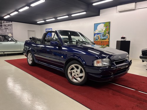 1990 Ford Escort 1.6i Cabriolet Special Edition For Sale (picture 1 of 131)