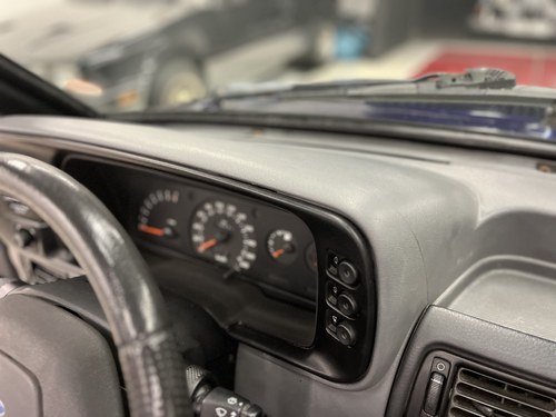 1990 Ford Escort 1.6i Cabriolet Special Edition For Sale (picture 50 of 131)