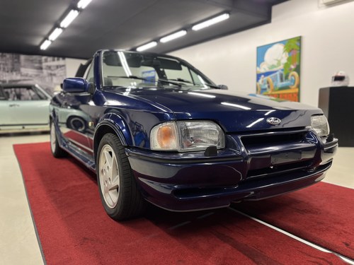 1990 Ford Escort 1.6i Cabriolet Special Edition For Sale (picture 14 of 131)