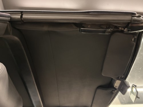 1990 Ford Escort 1.6i Cabriolet Special Edition For Sale (picture 79 of 131)