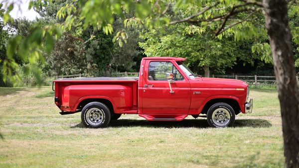 1985 Ford F-150 V8 XL LHD For Sale (picture :index of 11)