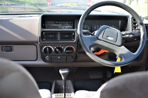 1987 Ford Fiesta L 1.1 Auto En venta (imagen 24 de 123)