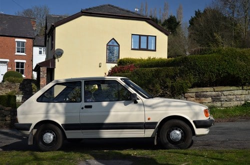 1987 Ford Fiesta L 1.1 Auto En venta (imagen 7 de 123)