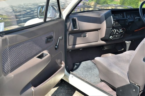 1987 Ford Fiesta L 1.1 Auto En venta (imagen 44 de 123)